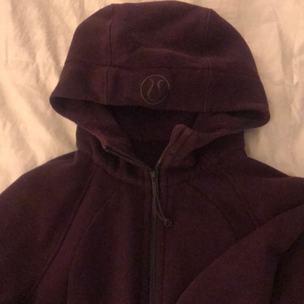 LULU scuba hoodie